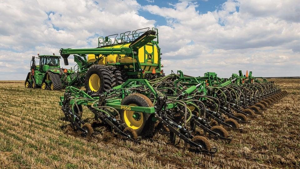 ¿A dónde exporta China la mayoría de los repuestos de maquinaria agrícola?